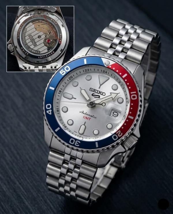 Seiko 5 Sports GMT Movement Like Automatic White Red Blue