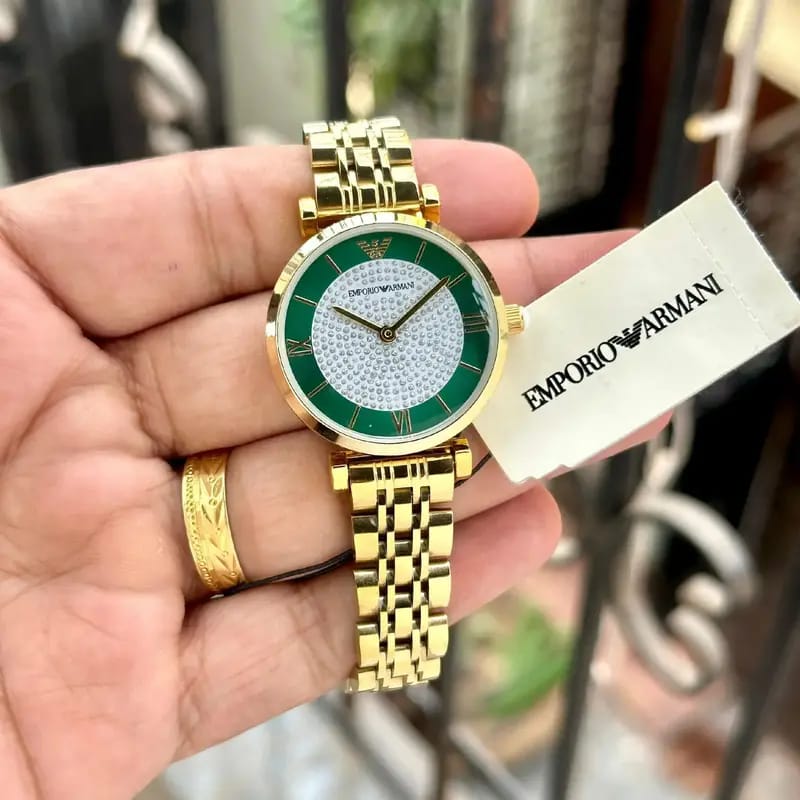 Emporioo Armani Classic for her